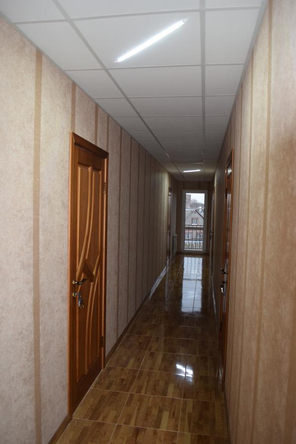 Veles Hotel Brovary Eksteriør billede