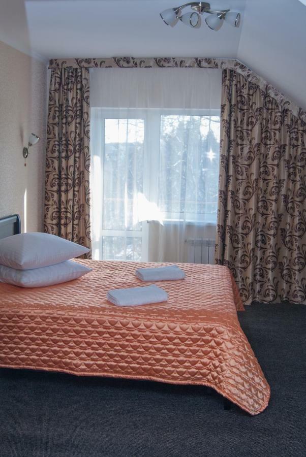 Veles Hotel Brovary Eksteriør billede